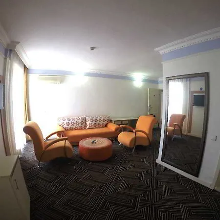 Orient Life Hotel 4*