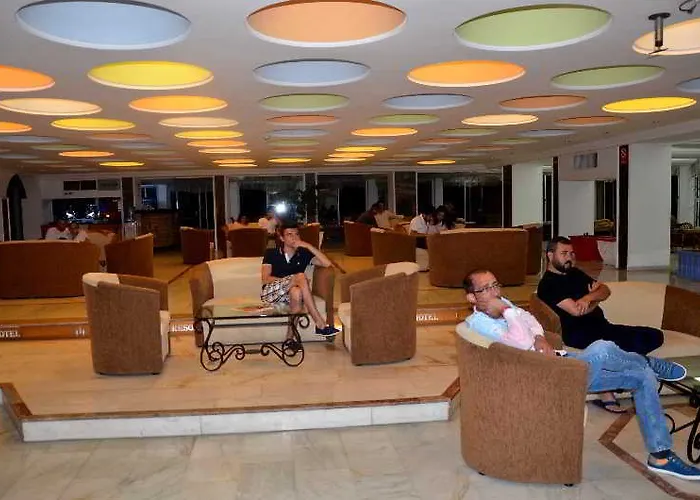 Orient Life Hotel 4*