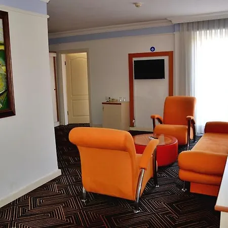 فندق Orient Life 4*