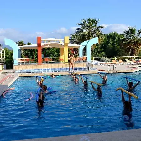 Orient Life فندق