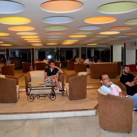 Orient Life فندق 4*