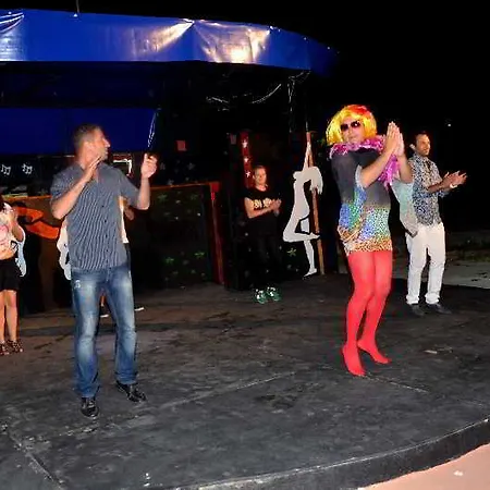 Orient Life فندق 4*